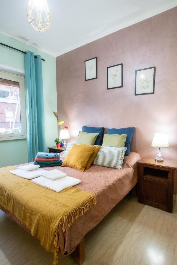 B&B Colorful Suite Yard Rome Exterior photo